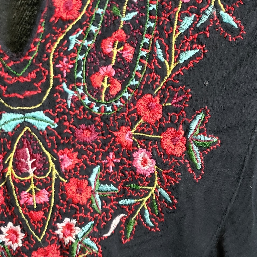 Embroidered Blouse - Picture 2 of 2